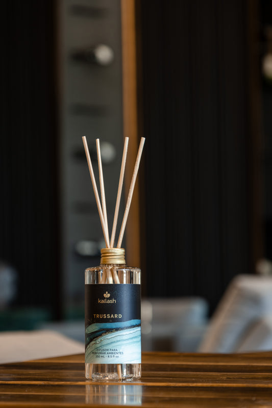 Difusor Econômico Para Perfumar Ambientes 250ml Trussard - Kailash