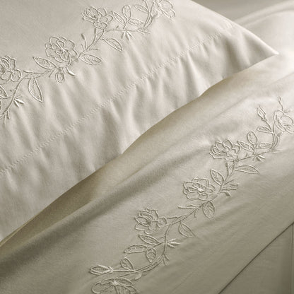 Jogo de Cama Casal 200 fios  100% Algodão Bordado Anastasia - Karsten